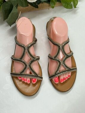 Women’s Beaded Strappy Sandals in Brown